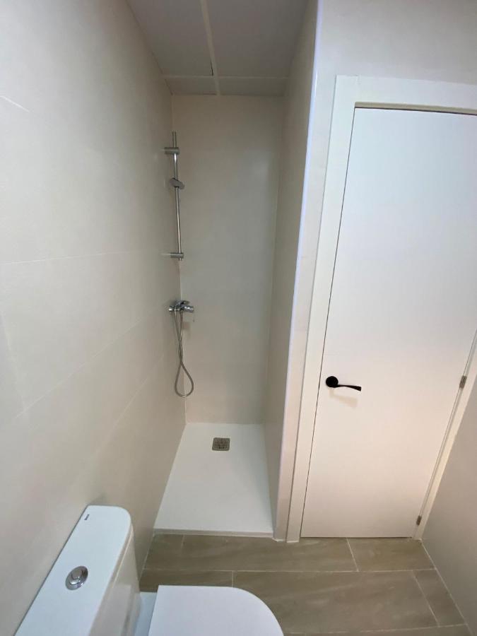 City Center And Beach Renovated Apartment フエンヒロラ エクステリア 写真