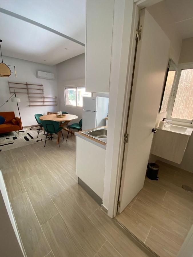 City Center And Beach Renovated Apartment フエンヒロラ エクステリア 写真